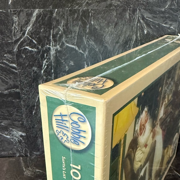 COBBLE HILL Tom Newsom “Santa’s List" 1000 Pieces Puzle - Picture 9 of 10